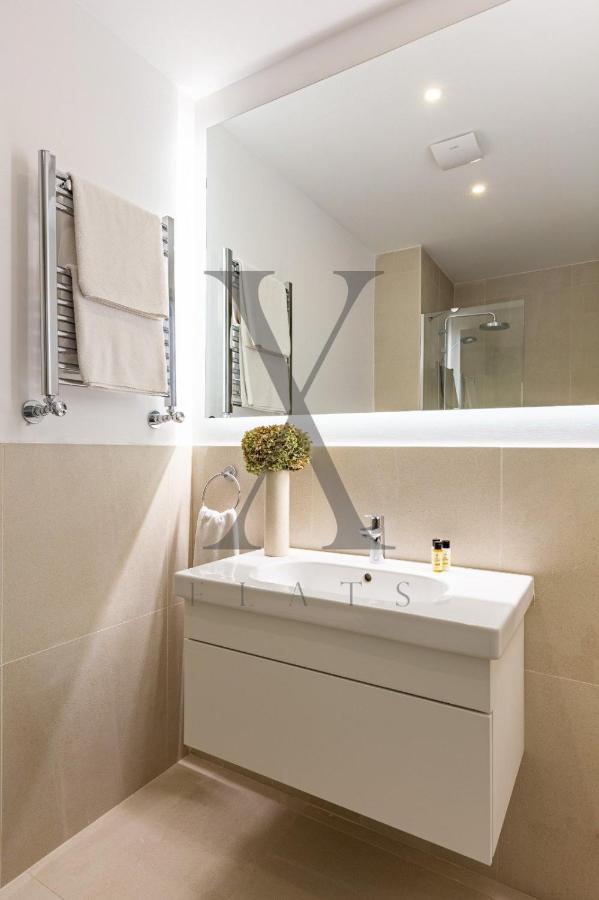 X Flats Vilhelm Apartment Истанбул Екстериор снимка